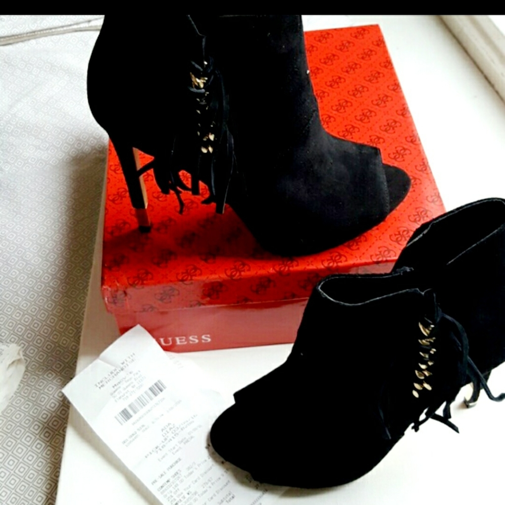 STUNNING 😍 Peep Toe Heels NEW IN BOX - Picture 3 of 4
